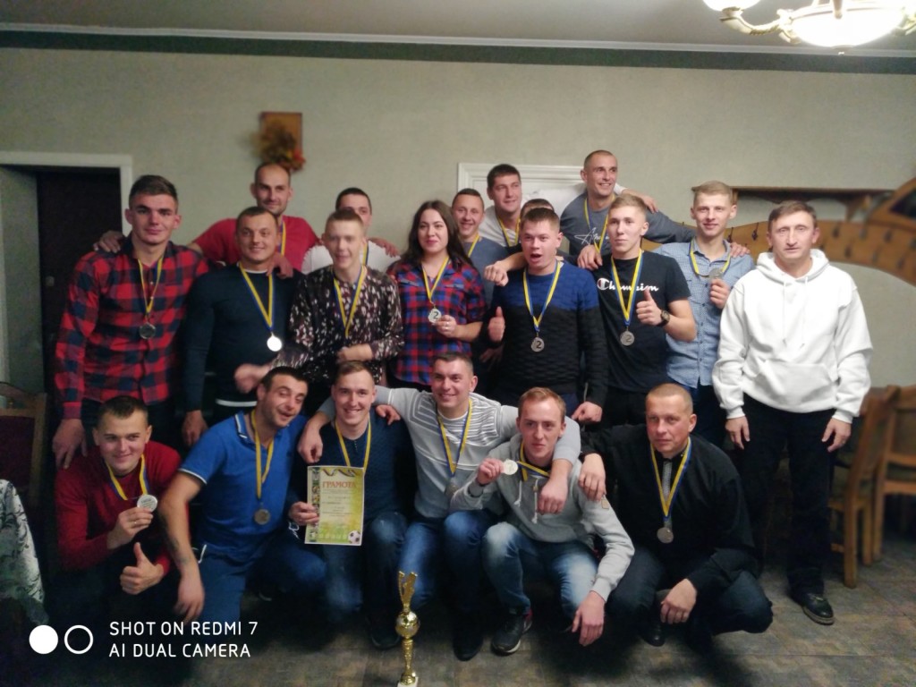 новожуків