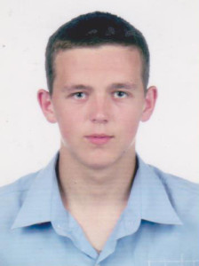 9 (18)